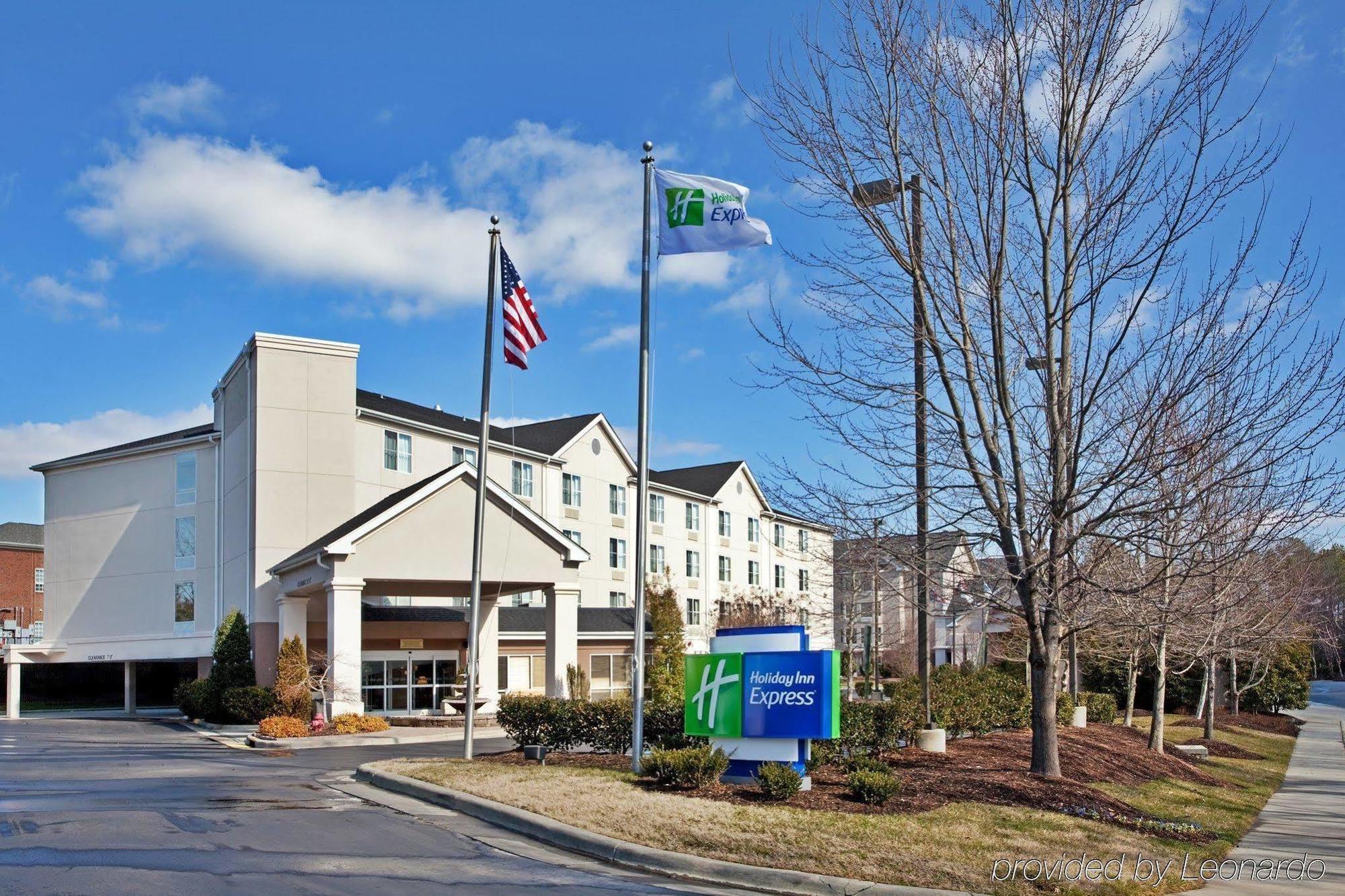 Holiday Inn Express Chapel Hill By Ihg Eksteriør billede
