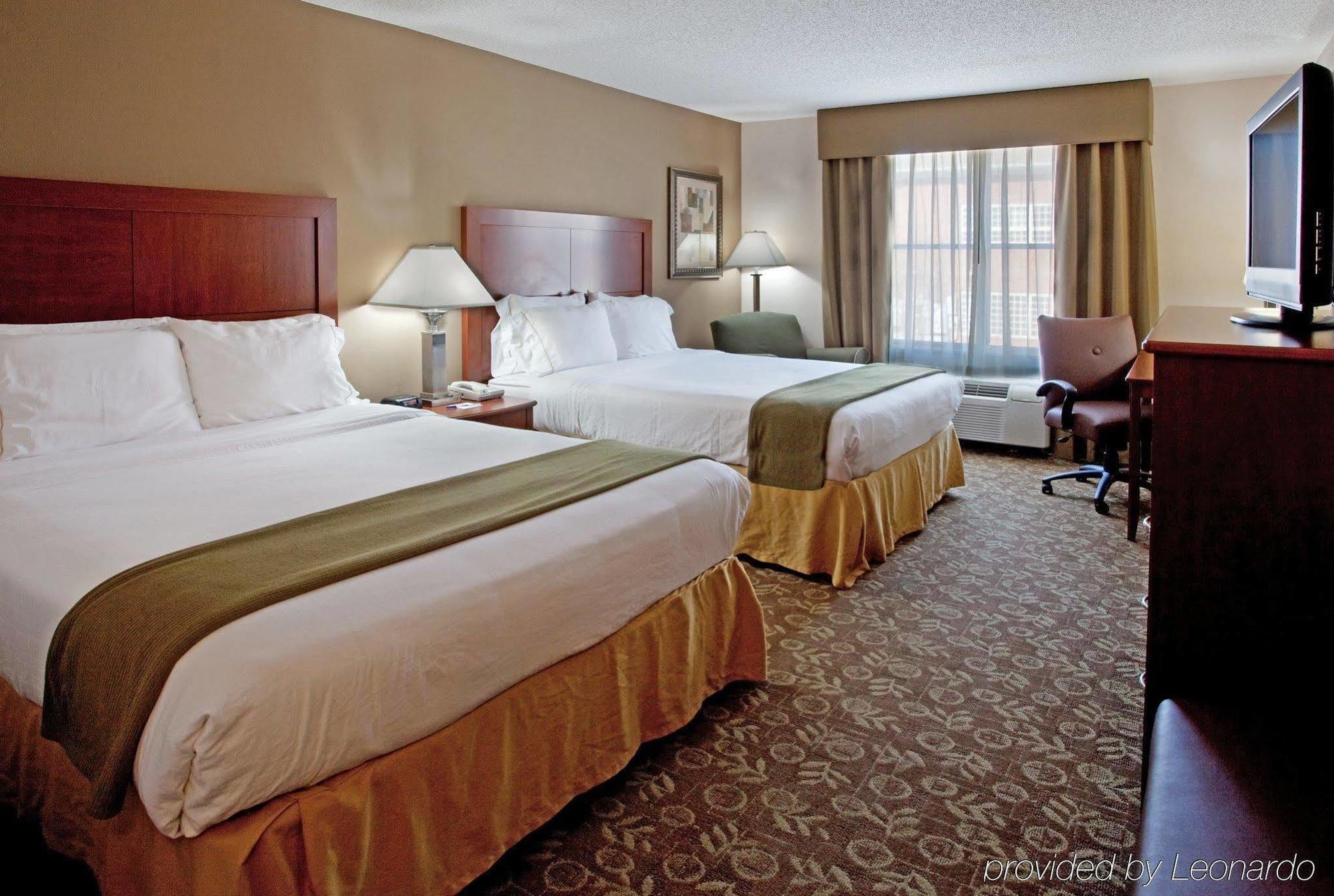 Holiday Inn Express Chapel Hill By Ihg Eksteriør billede