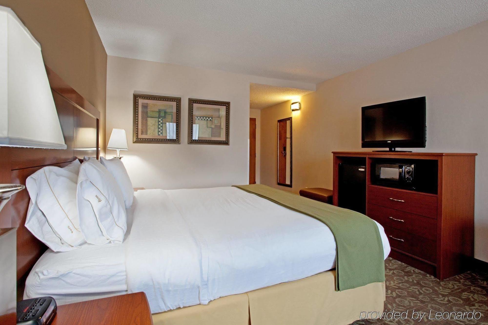 Holiday Inn Express Chapel Hill By Ihg Eksteriør billede