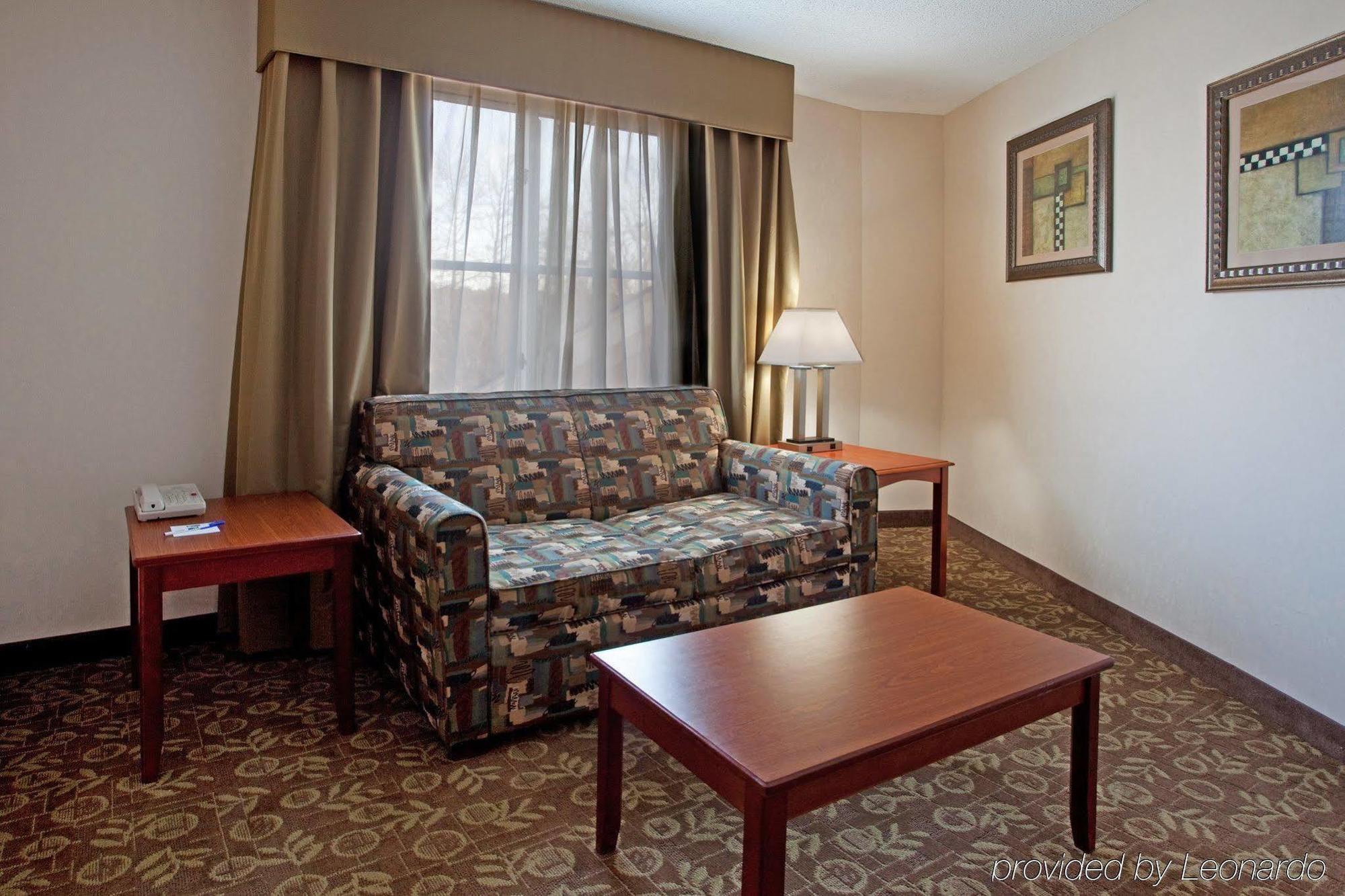Holiday Inn Express Chapel Hill By Ihg Eksteriør billede