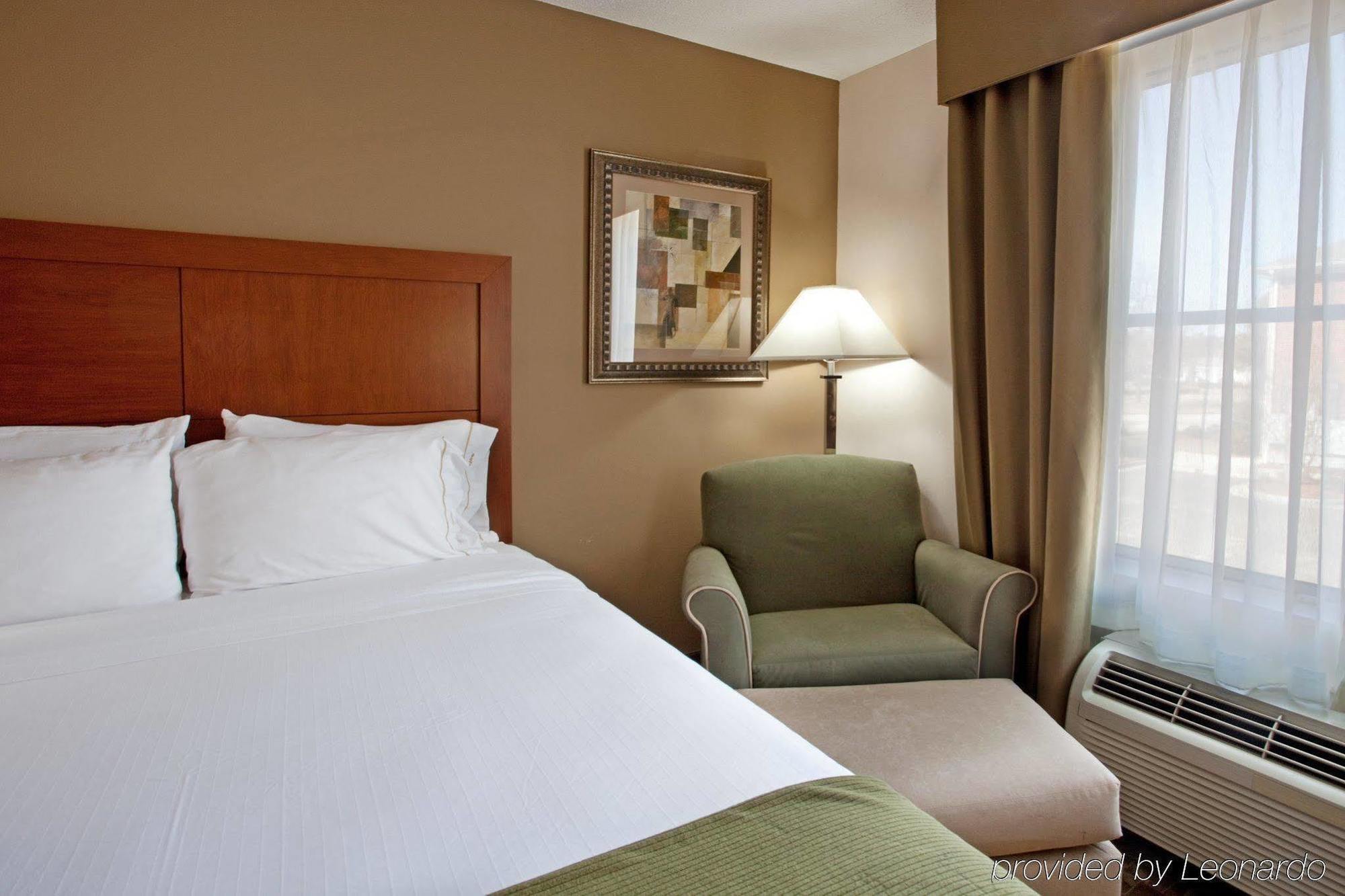 Holiday Inn Express Chapel Hill By Ihg Eksteriør billede