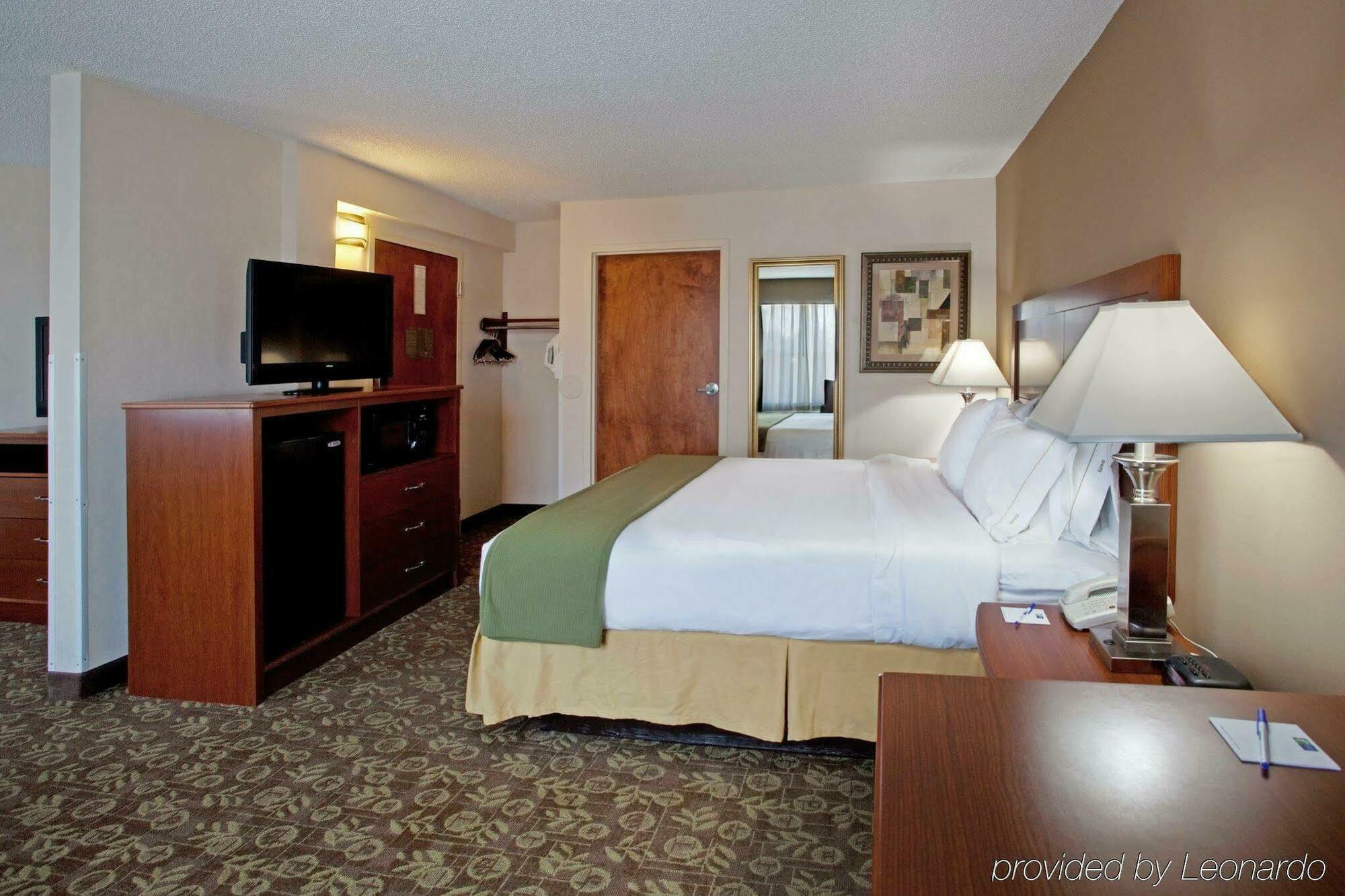 Holiday Inn Express Chapel Hill By Ihg Eksteriør billede