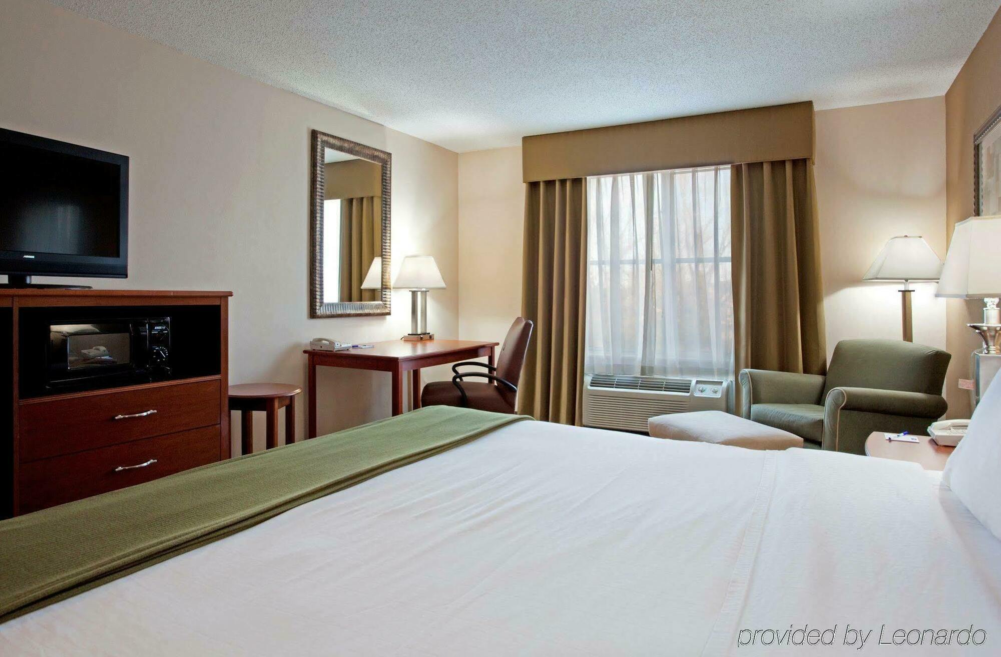 Holiday Inn Express Chapel Hill By Ihg Eksteriør billede